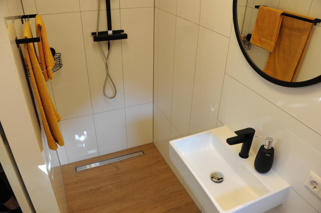 Studio-Apartment Kontaktloser Check-In Meckenbeuren Eksteriør bilde