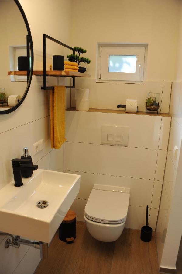 Studio-Apartment Kontaktloser Check-In Meckenbeuren Eksteriør bilde