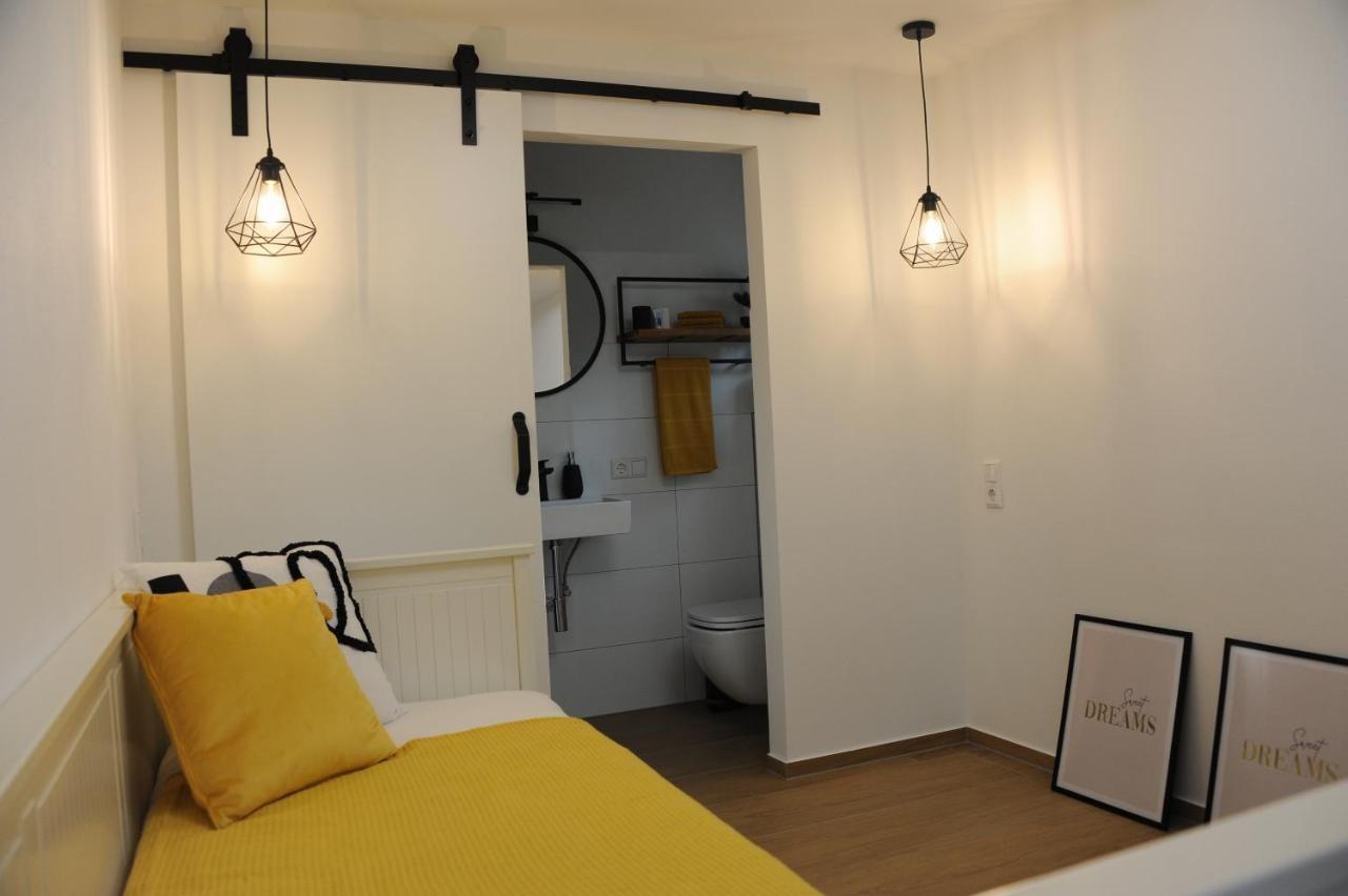 Studio-Apartment Kontaktloser Check-In Meckenbeuren Eksteriør bilde